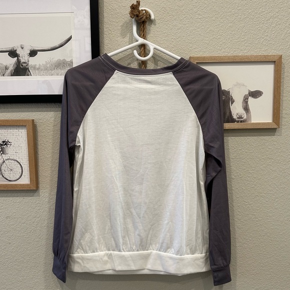 New! Women’s Bunny Rabbit Print Long Sleeve T-Shirt Casual Tee Size Small - Picture 7 of 13